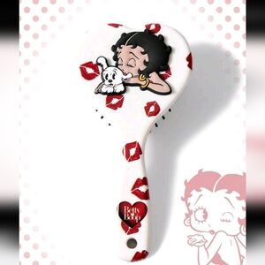 🤑SOLD...! BETTY BOOP White With Pudgy Heart Hairbrush